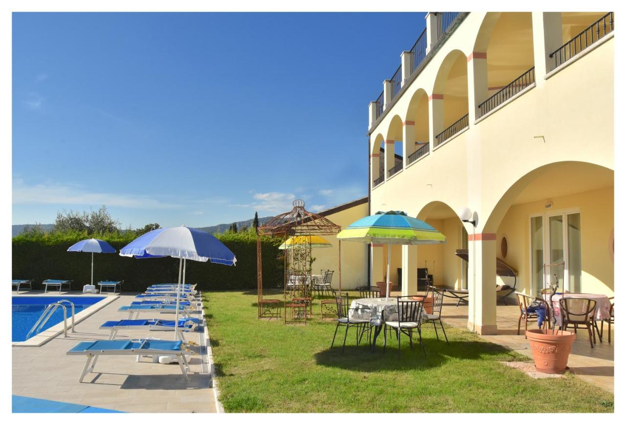 Villa Benvenuto Costermano Exterior foto