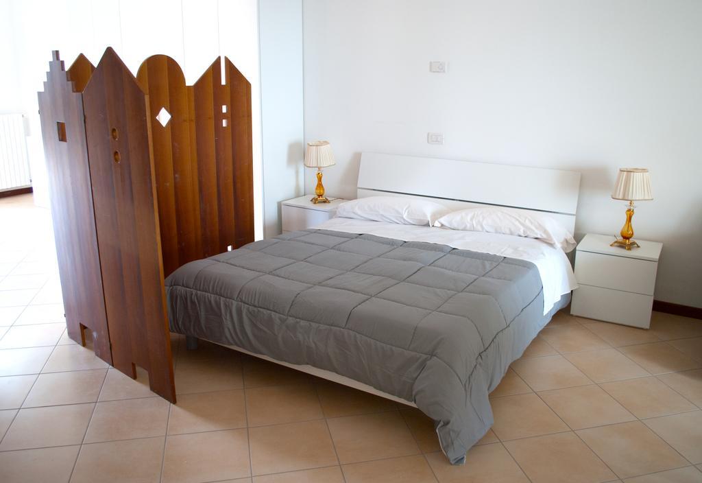 Villa Benvenuto Costermano Habitación foto
